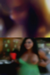 AkilahTacker1975, horny housewife